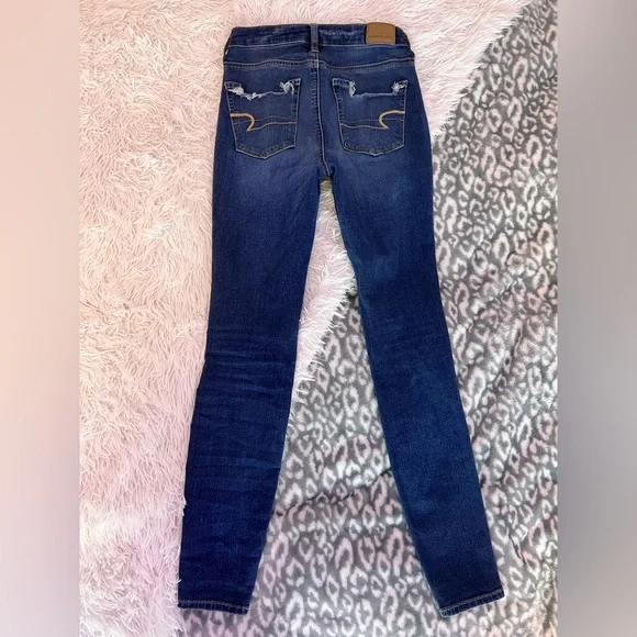 American Eagle Super Hi-Rise Jegging - Picture 2 of 4